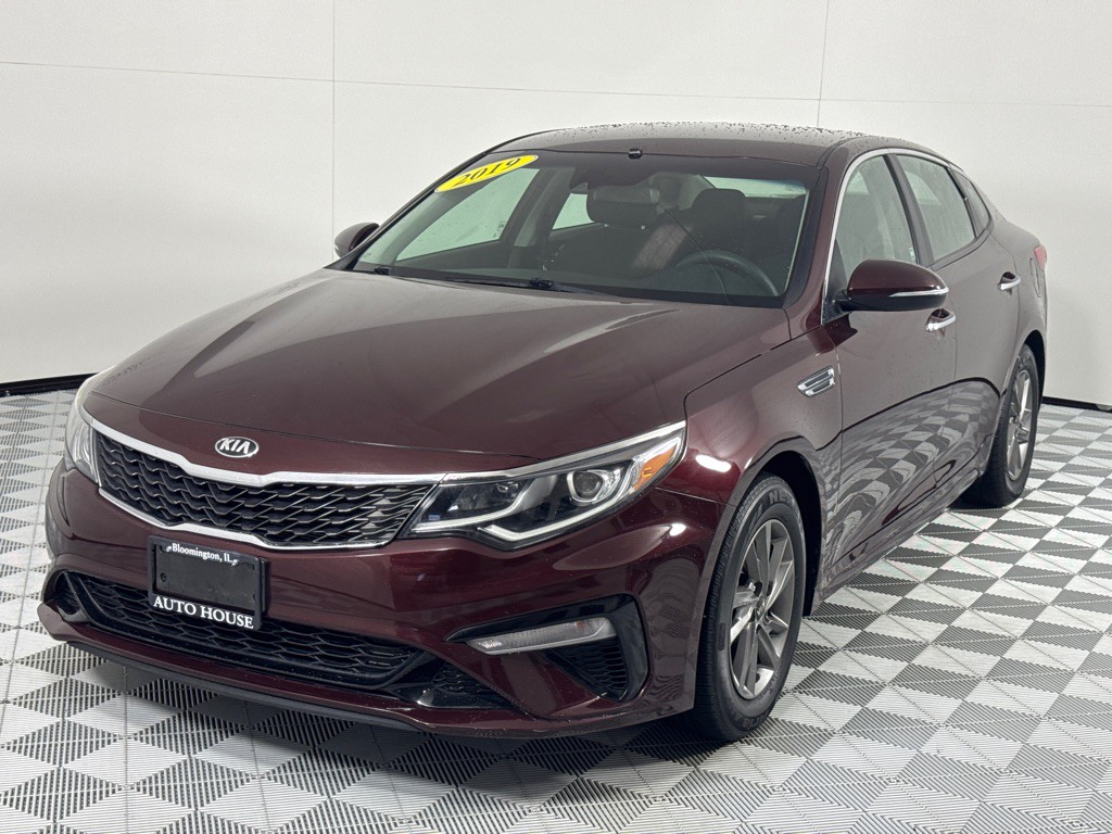 2019 Kia Optima Image 8