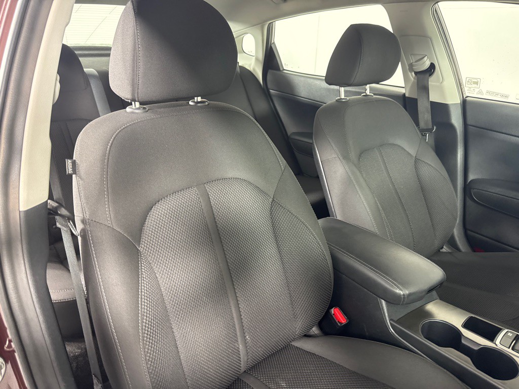 2019 Kia Optima Image 23