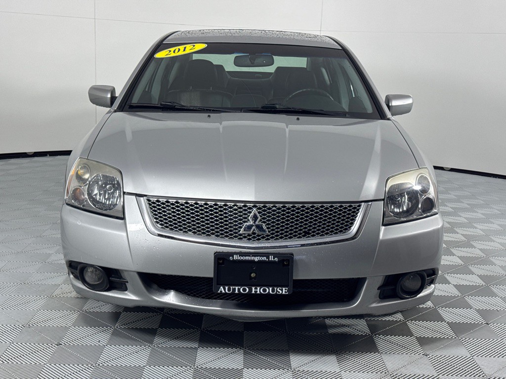2012 Mitsubishi Galant Image 8