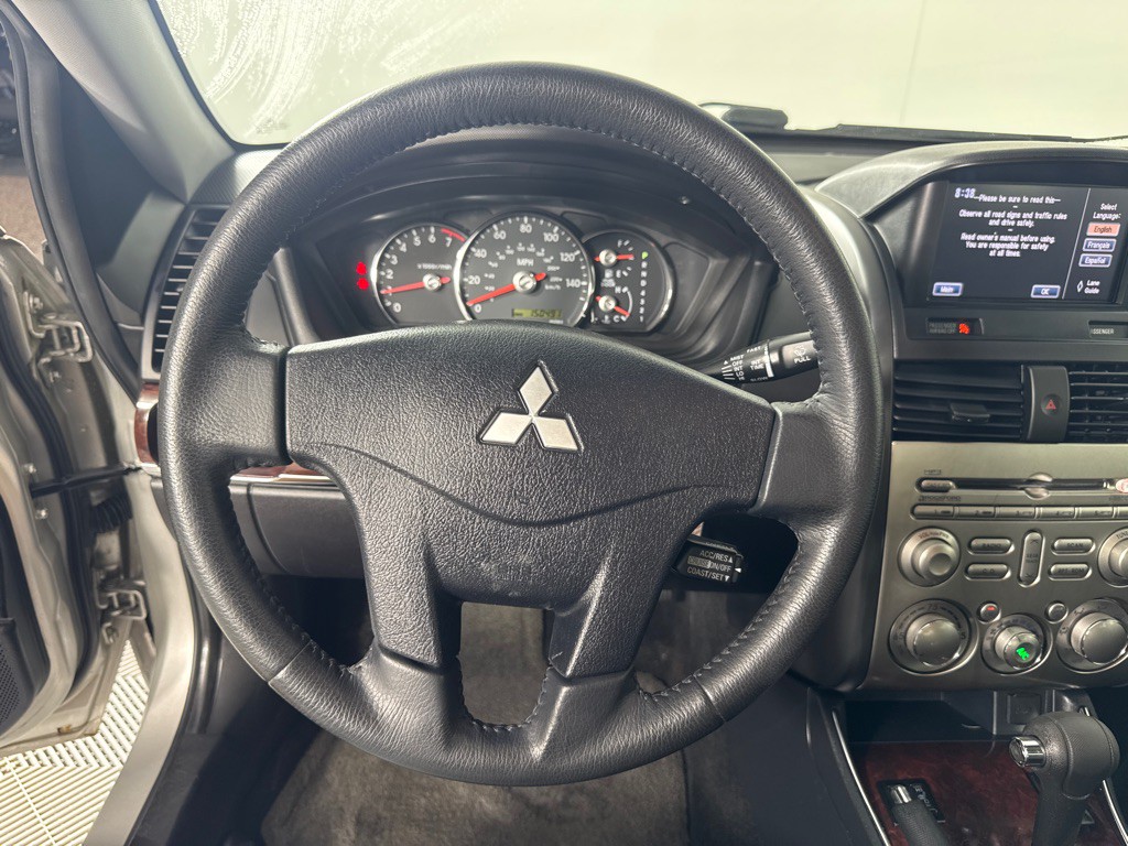 2012 Mitsubishi Galant Image 11