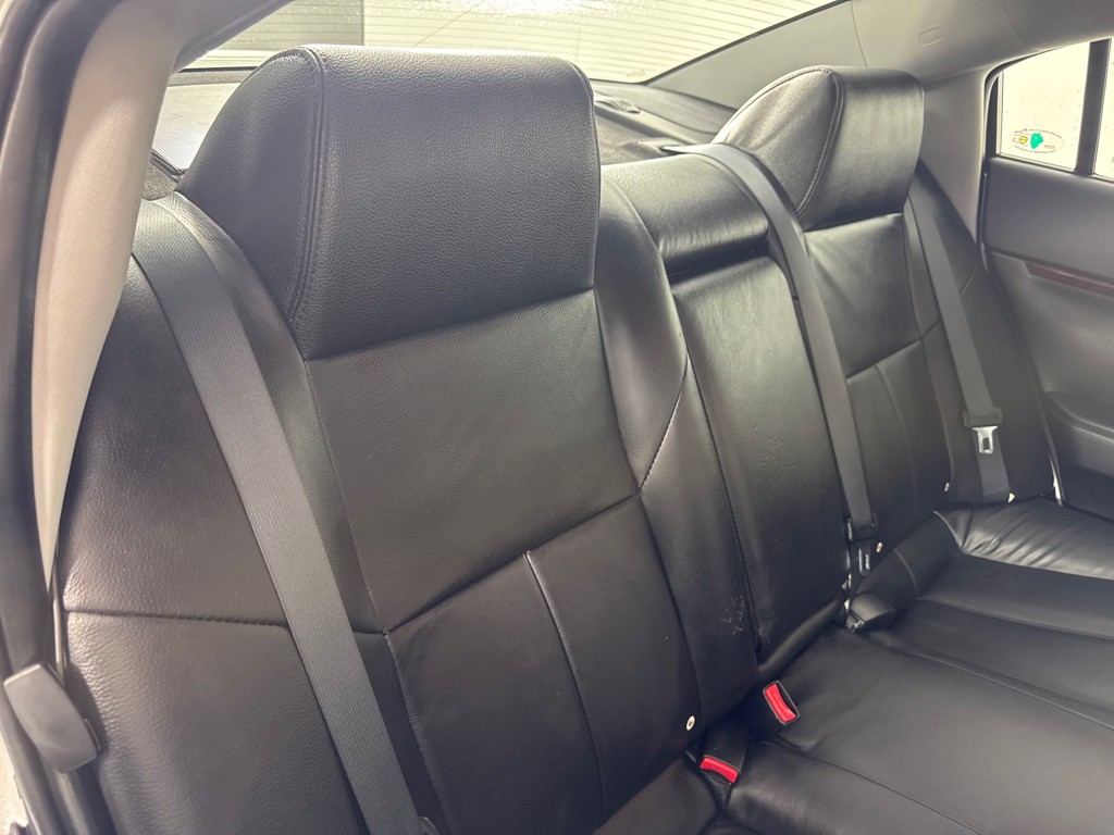 2012 Mitsubishi Galant Image 19