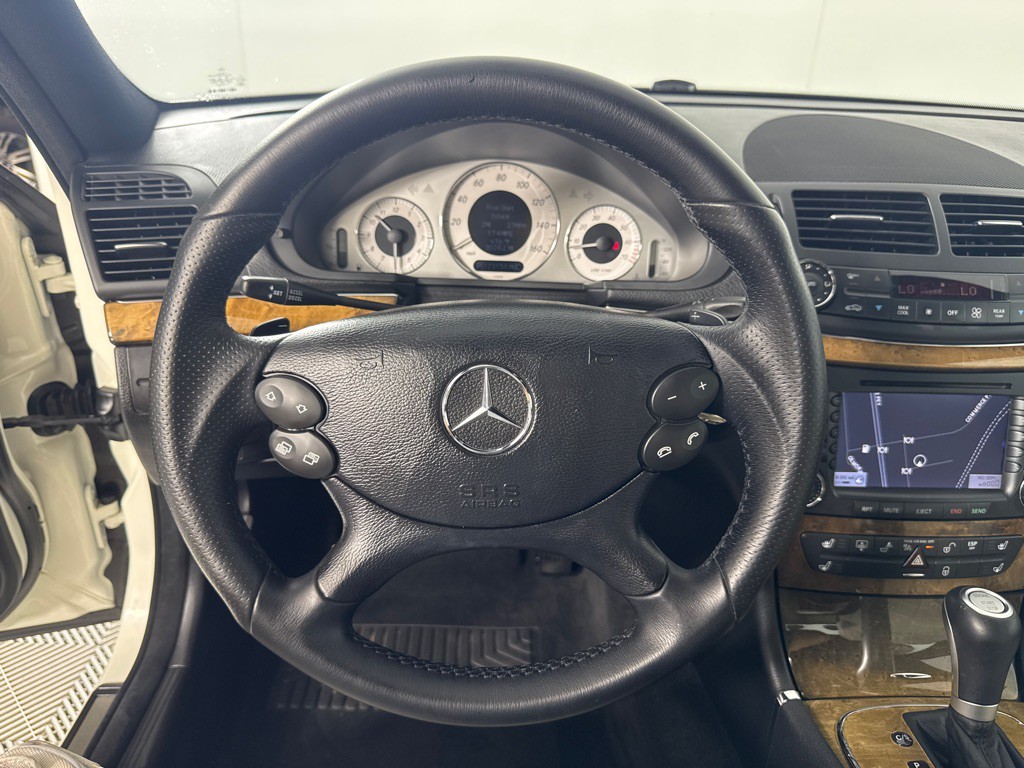 2008 Mercedes-Benz E-Class Image 16