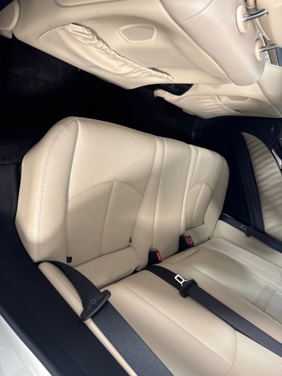 2008 Mercedes-Benz E-Class Image 19