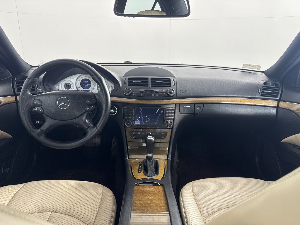 2008 Mercedes-Benz E-Class Image 25