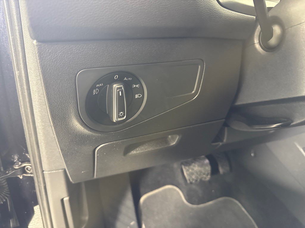 2018 Volkswagen Tiguan Image 16