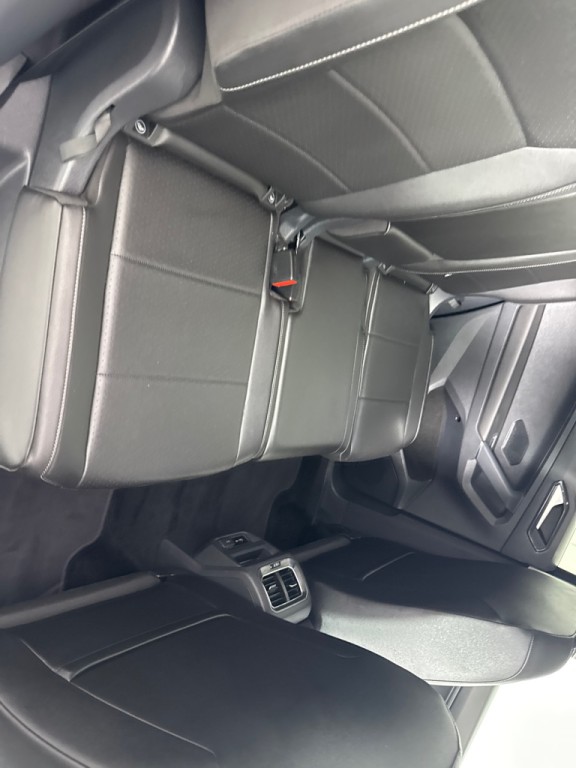 2018 Volkswagen Tiguan Image 25