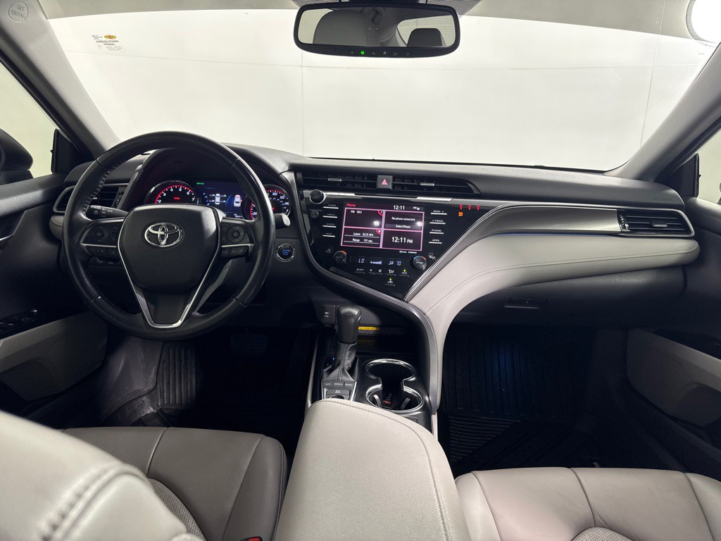 2019 Toyota Camry Image 26