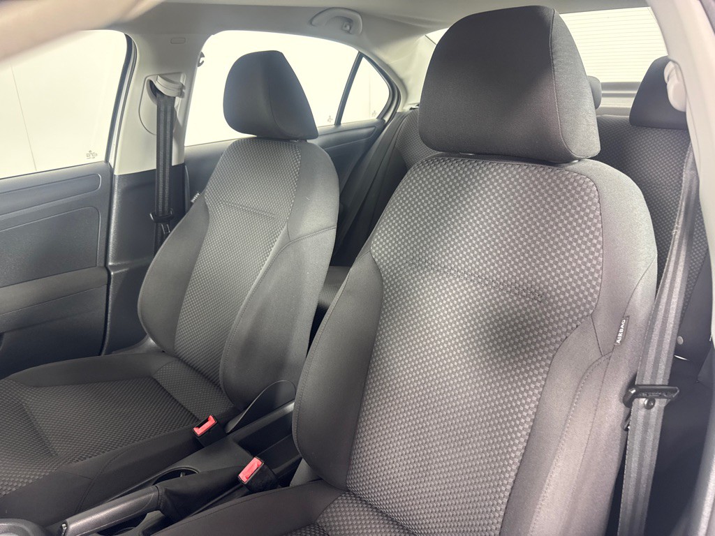 2012 Volkswagen Jetta Image 12