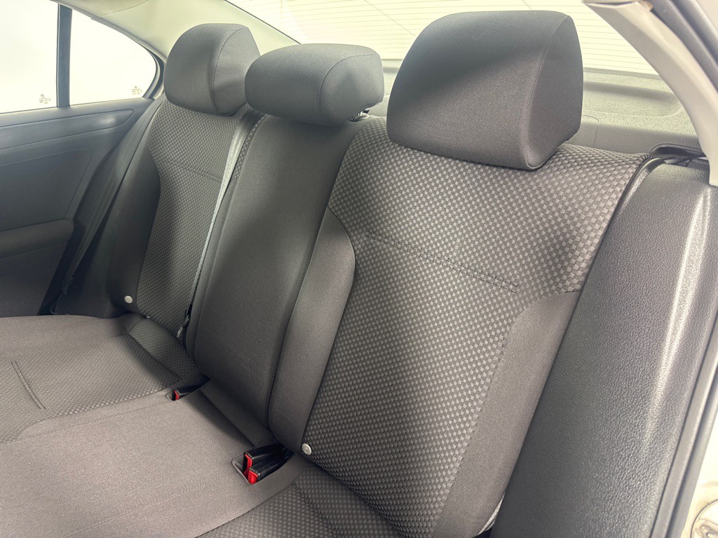 2012 Volkswagen Jetta Image 18