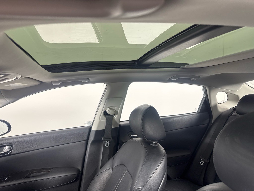 2016 Kia Optima Image 12