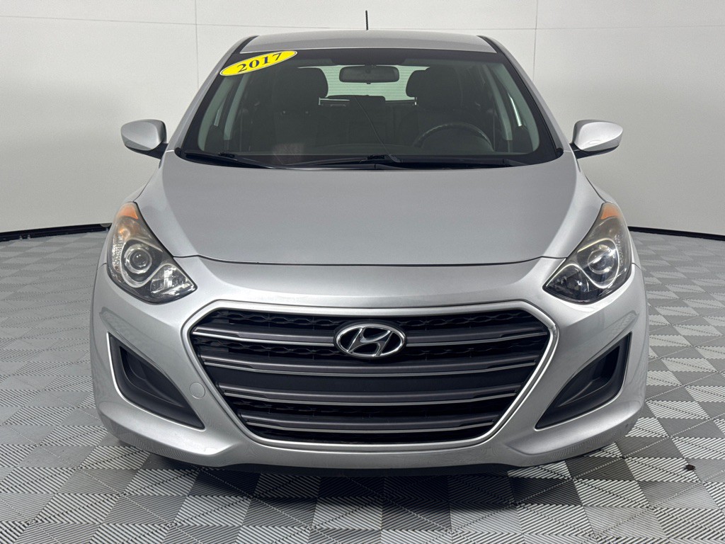 2017 Hyundai Elantra Image 8