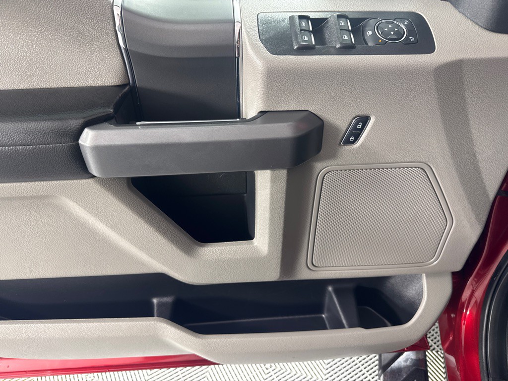 2017 Ford F-150 Image 12