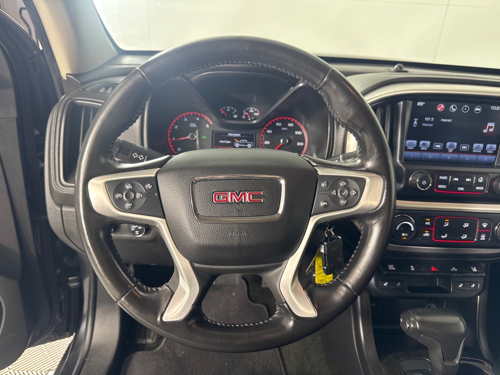 2016 GMC Canyon Image 16