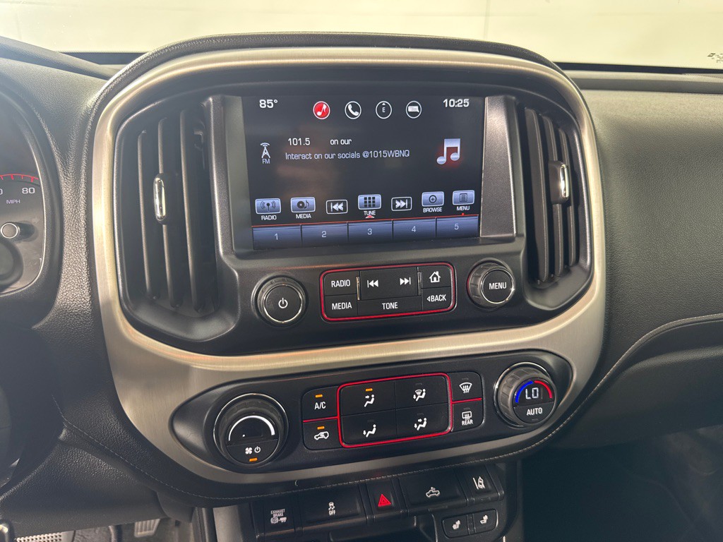 2016 GMC Canyon Image 17