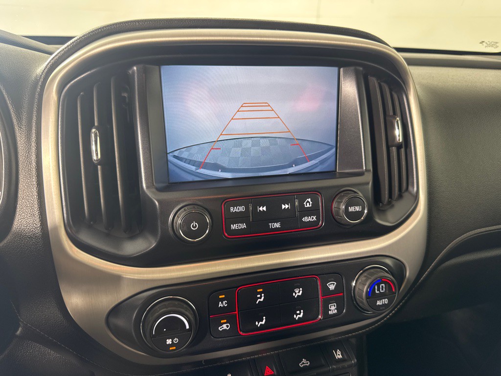 2016 GMC Canyon Image 18