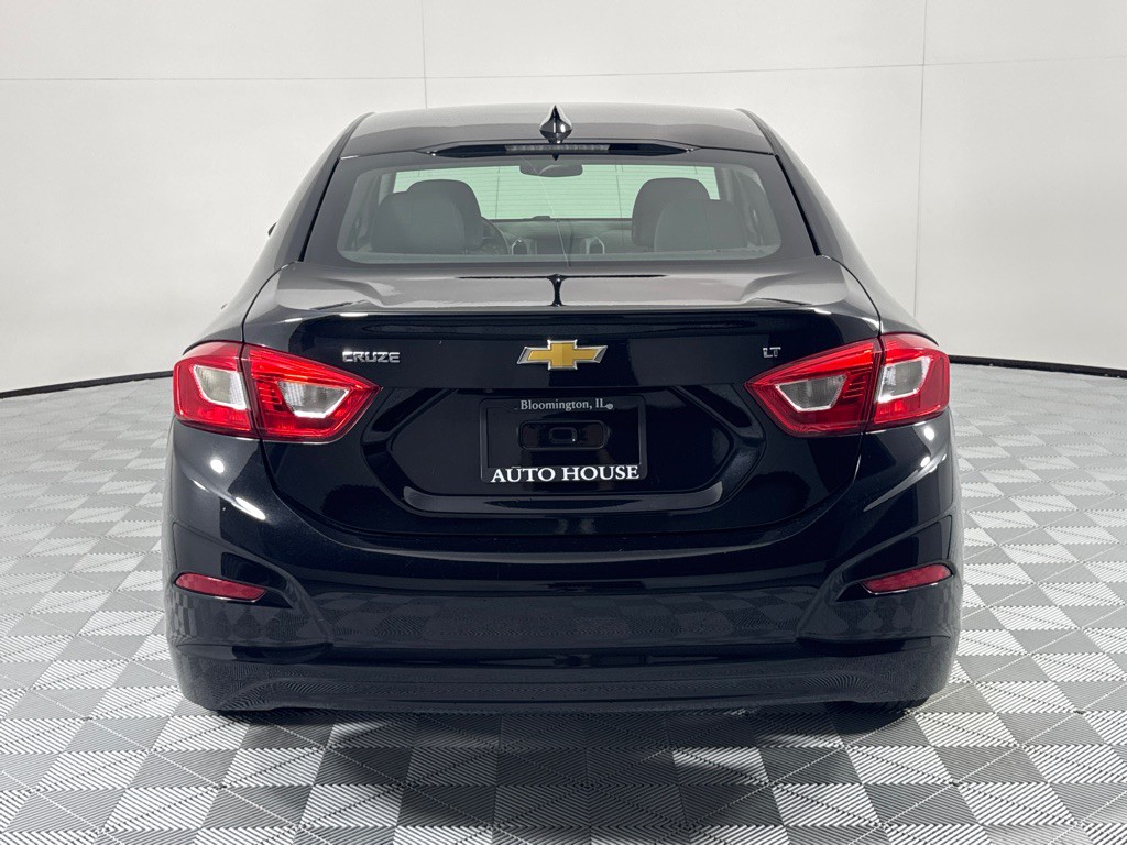 2018 Chevrolet Cruze Image 6