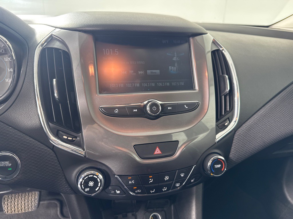 2018 Chevrolet Cruze Image 18