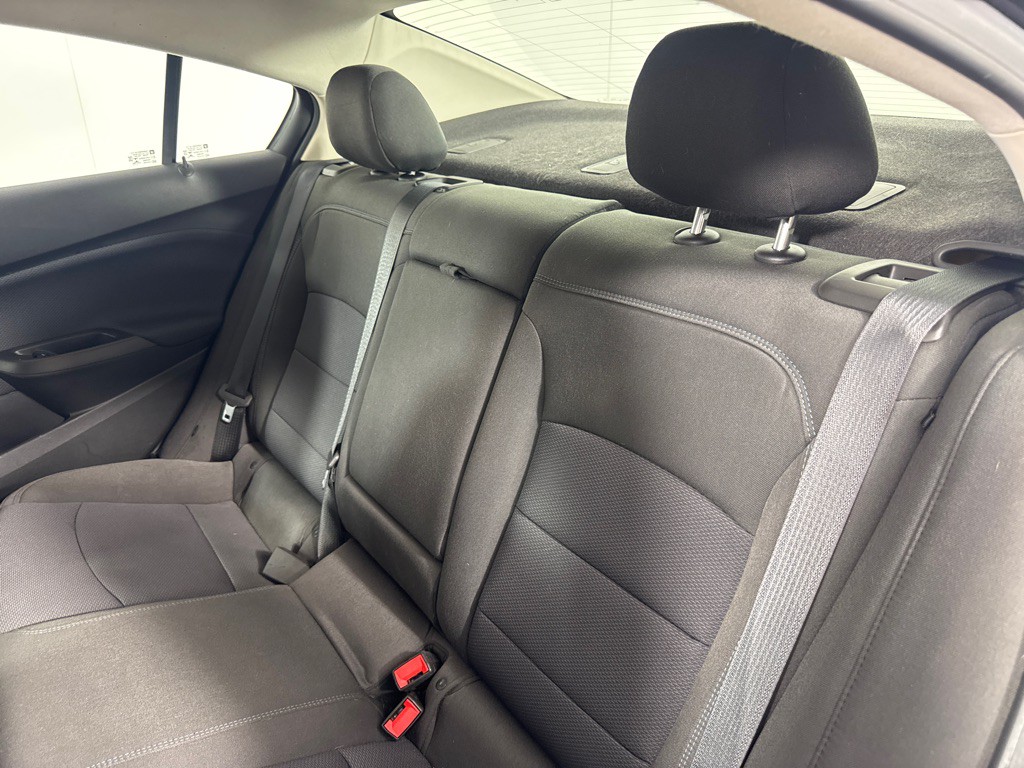 2018 Chevrolet Cruze Image 22