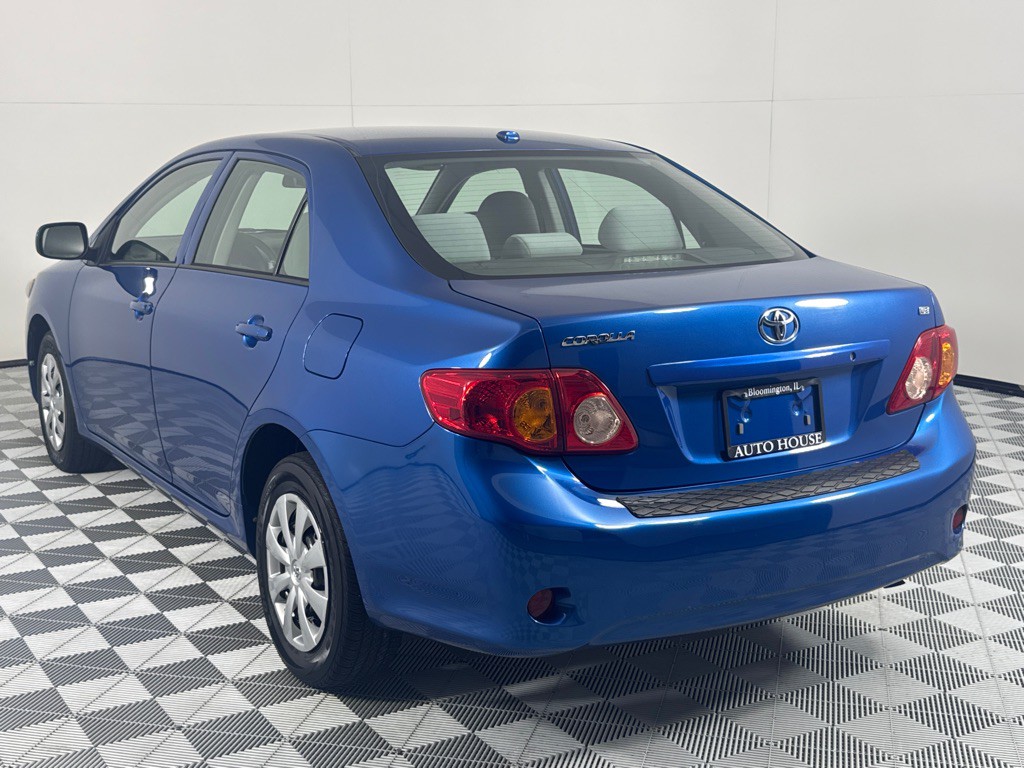 2010 Toyota Corolla Image 6