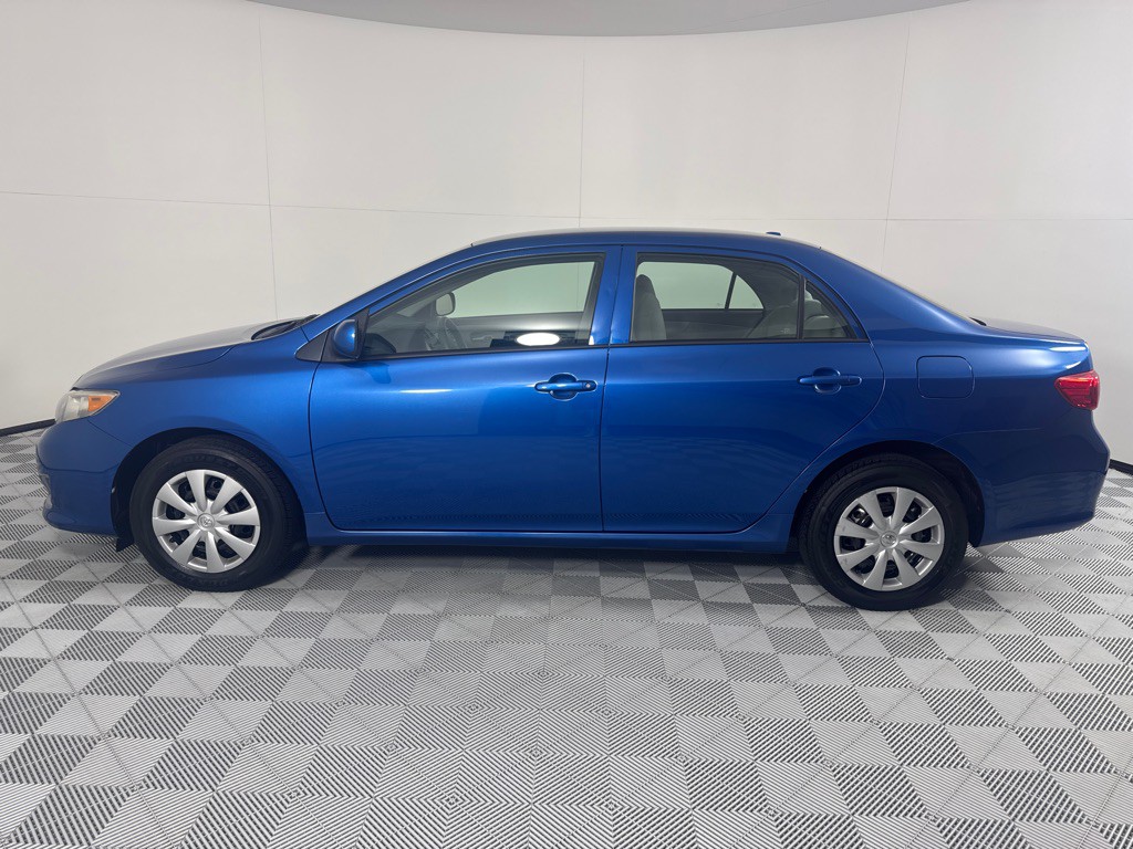 2010 Toyota Corolla Image 8