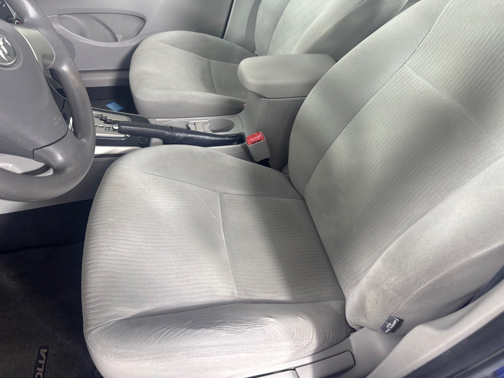 2010 Toyota Corolla Image 12