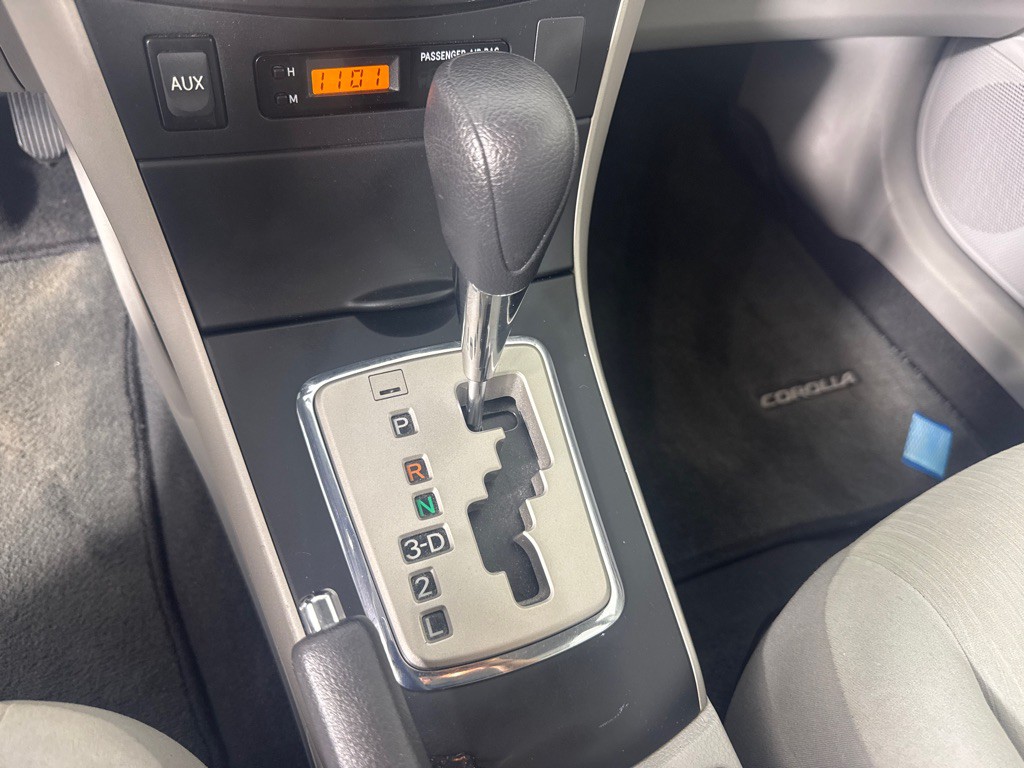 2010 Toyota Corolla Image 17