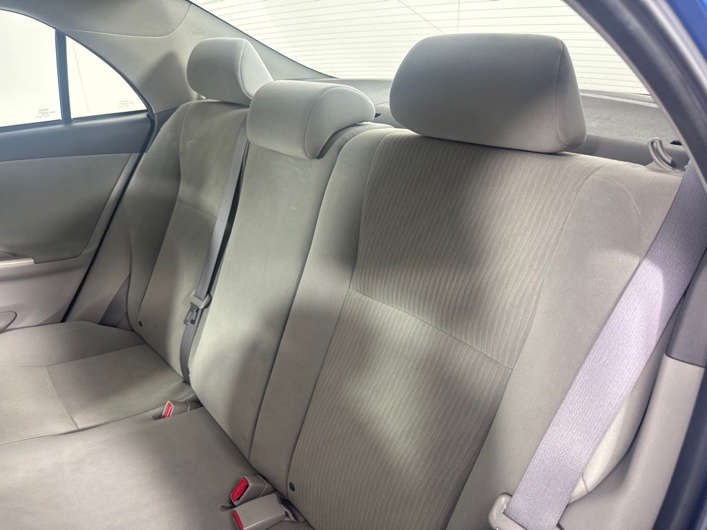 2010 Toyota Corolla Image 19