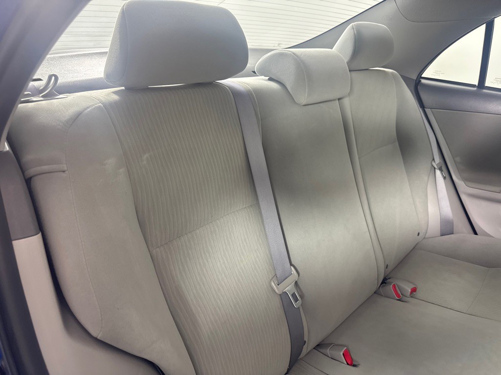 2010 Toyota Corolla Image 21