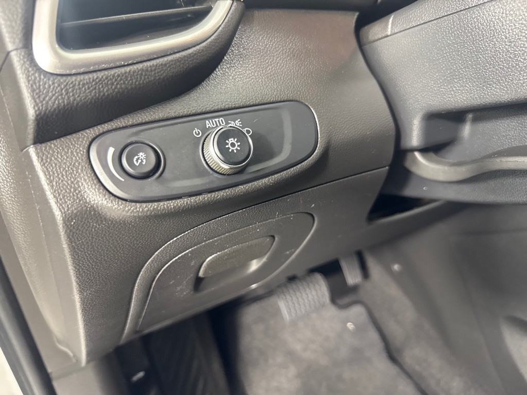2017 Chevrolet Trax Image 12
