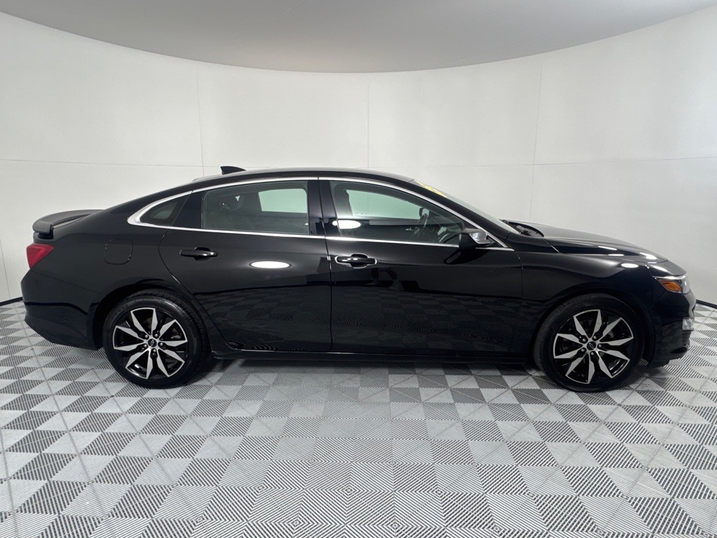 2020 Chevrolet Malibu Image 4