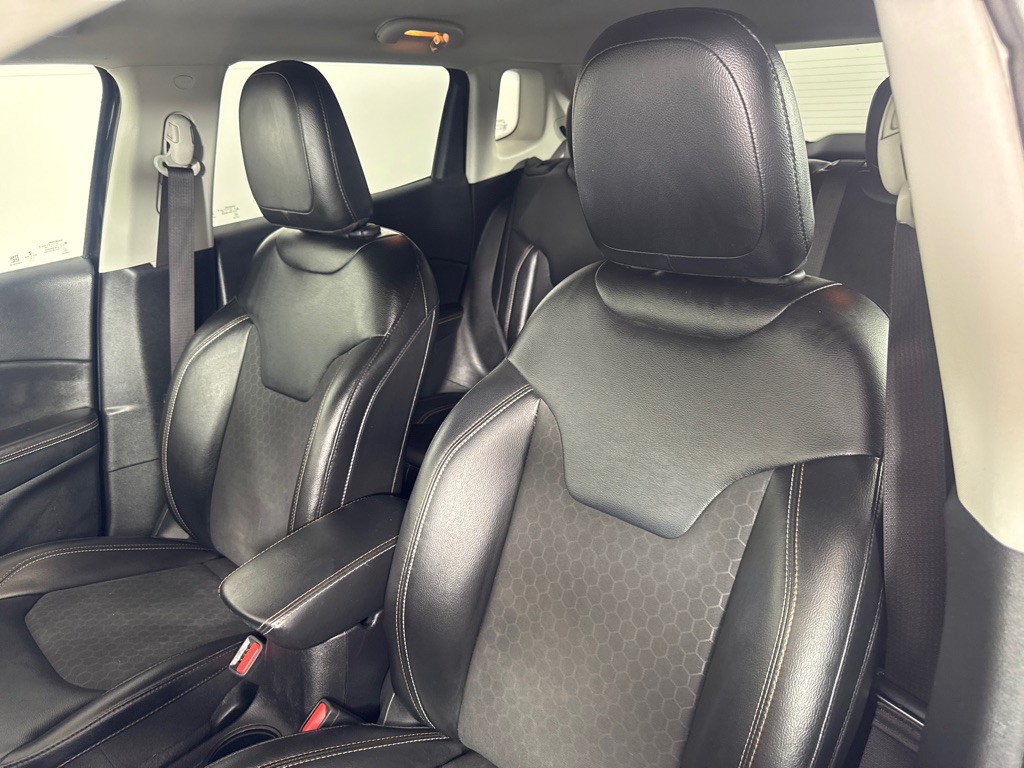 2019 Jeep Compass Image 12