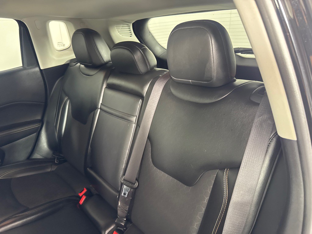 2019 Jeep Compass Image 19