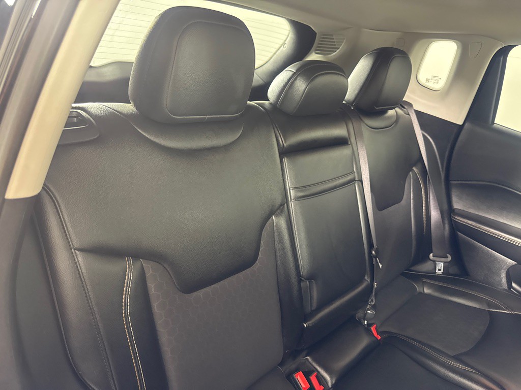 2019 Jeep Compass Image 22