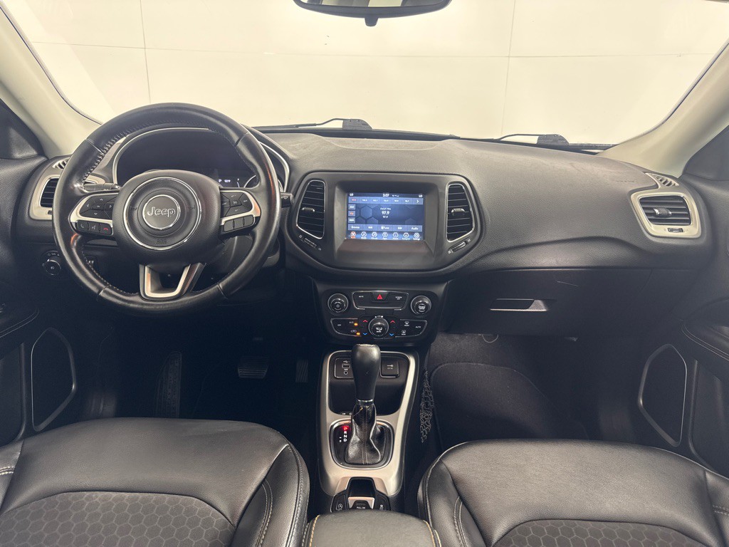 2019 Jeep Compass Image 25