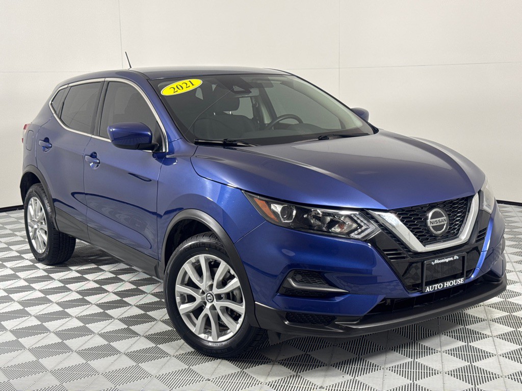 2021 Nissan Rogue Image 2