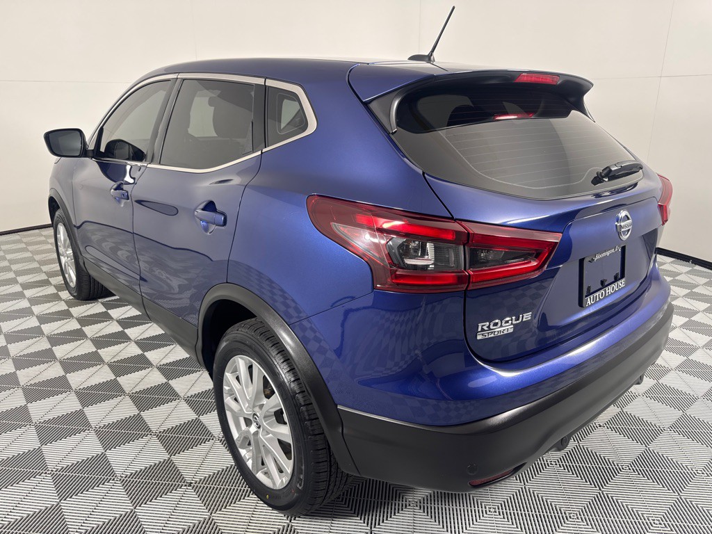 2021 Nissan Rogue Image 8