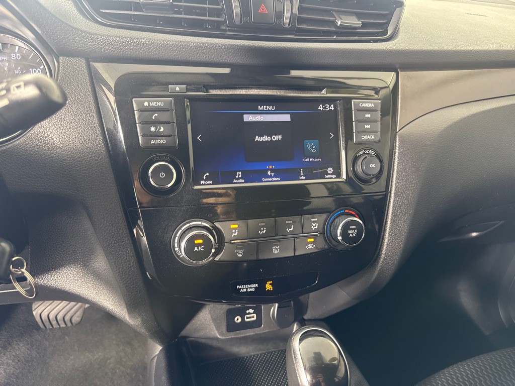 2021 Nissan Rogue Image 16