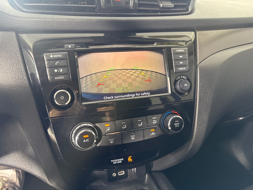 2021 Nissan Rogue Image 17
