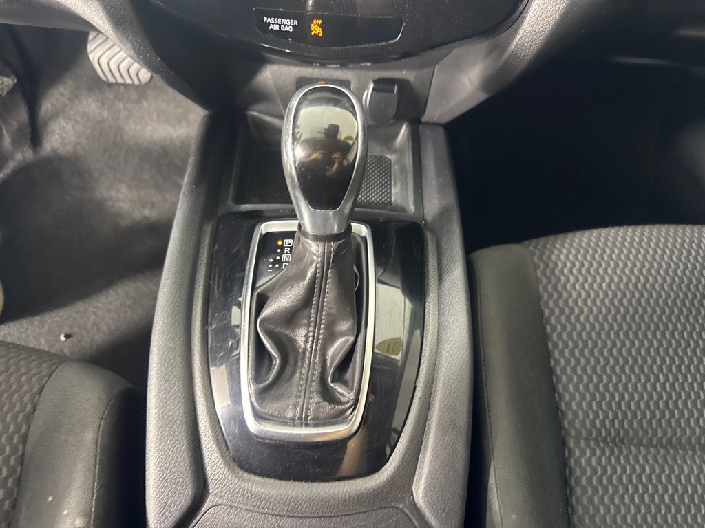 2021 Nissan Rogue Image 18