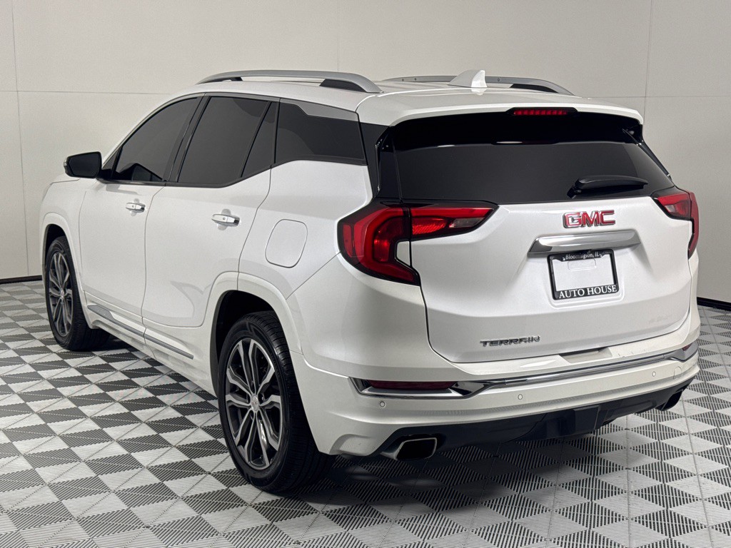 2020 GMC Terrain Image 7