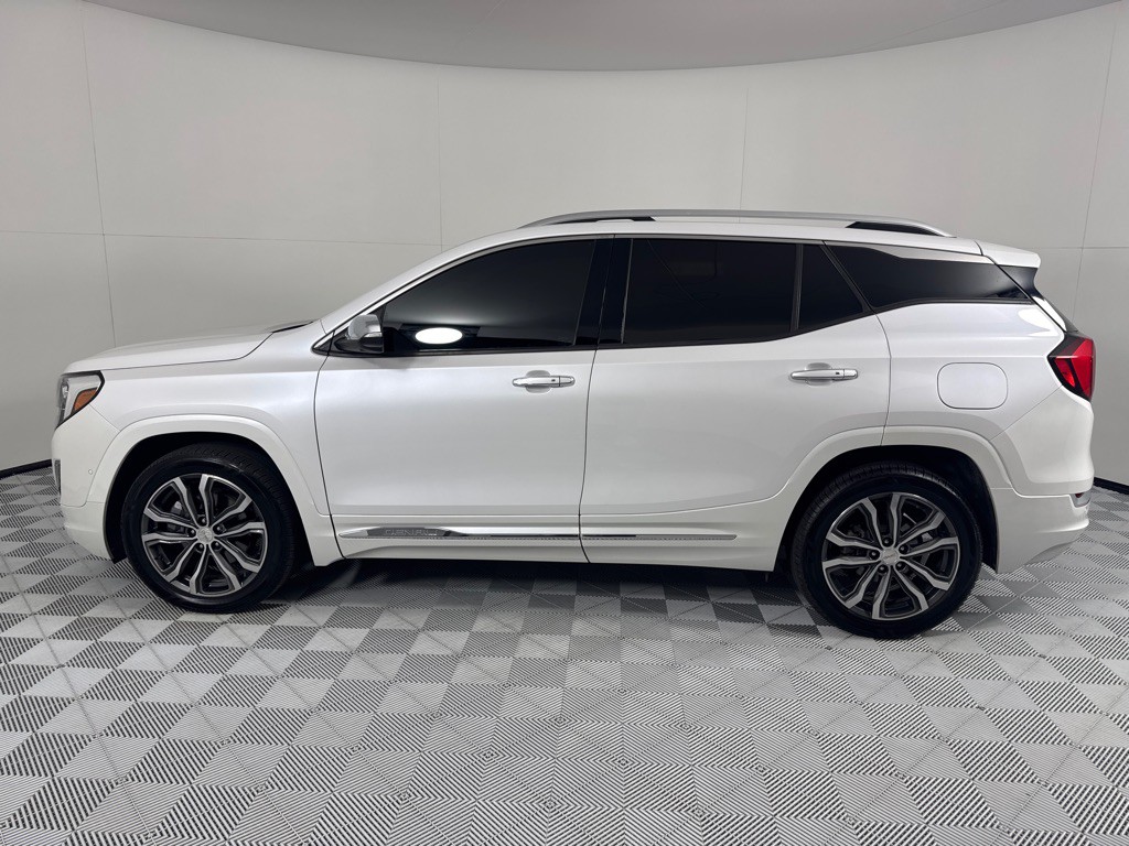 2020 GMC Terrain Image 9