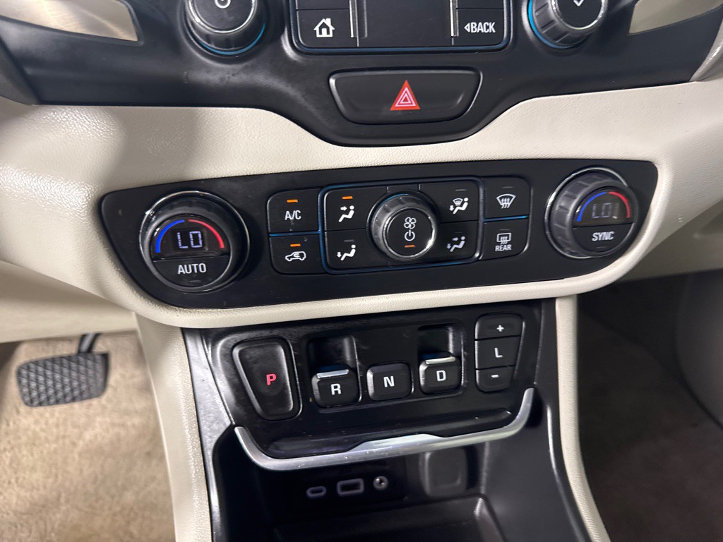 2020 GMC Terrain Image 21