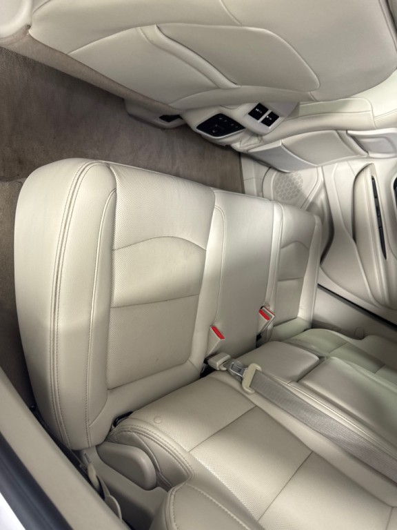 2020 GMC Terrain Image 23