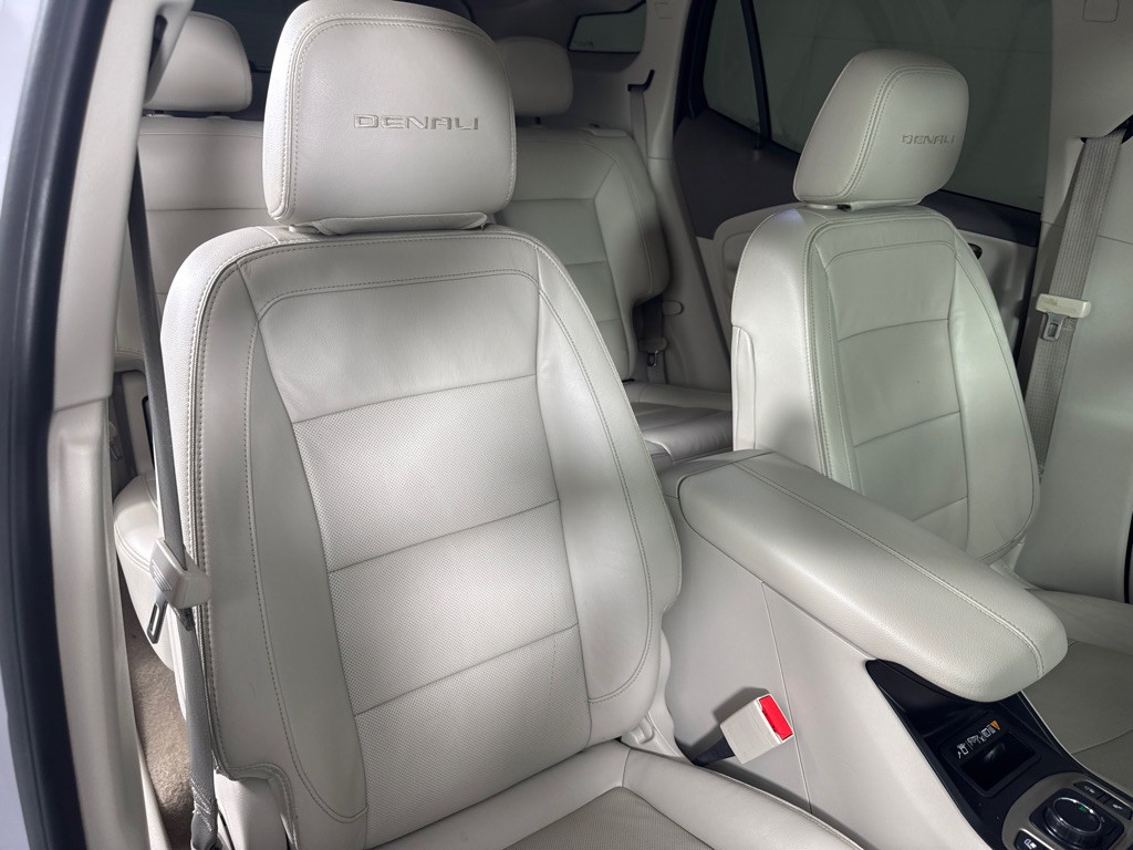 2020 GMC Terrain Image 29
