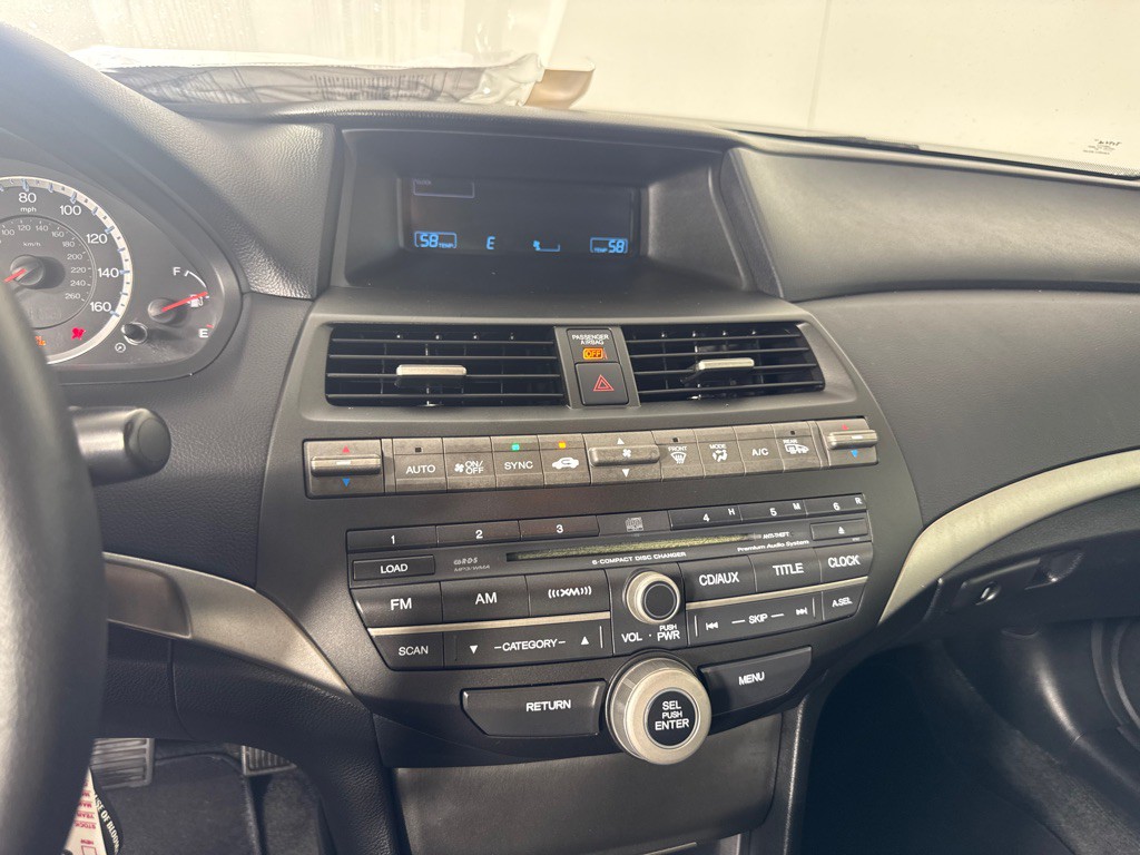 2012 Honda Accord Image 17