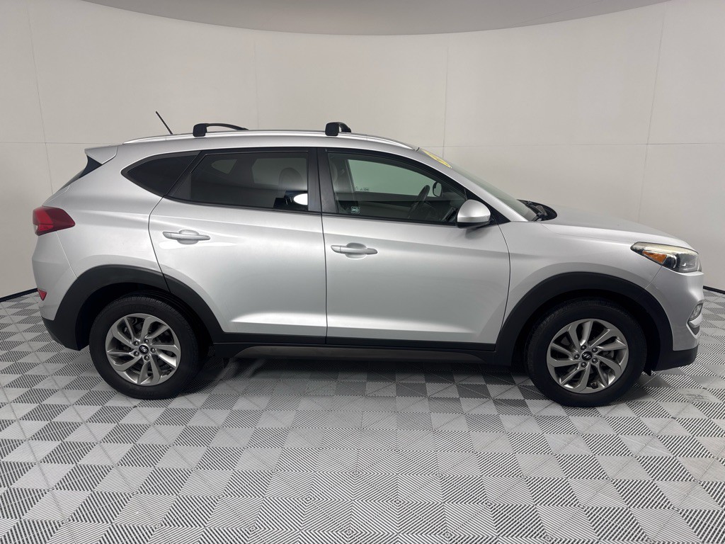 2016 Hyundai Tucson Image 4