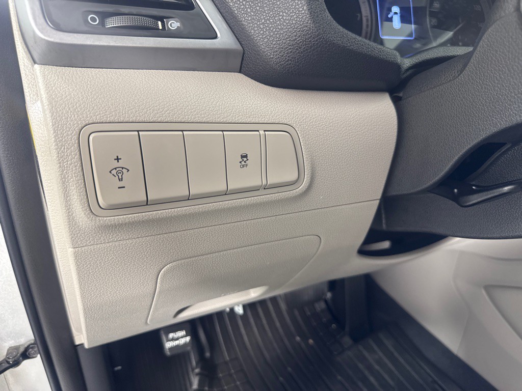 2016 Hyundai Tucson Image 12