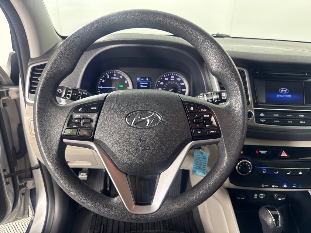 2016 Hyundai Tucson Image 13