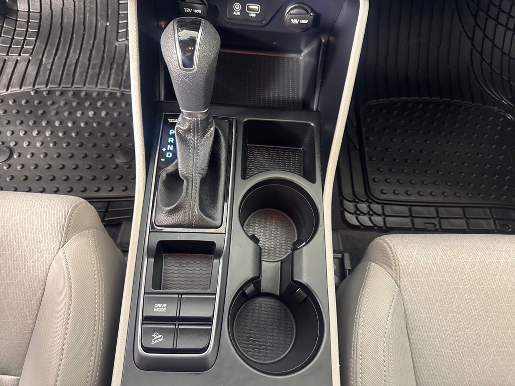 2016 Hyundai Tucson Image 16