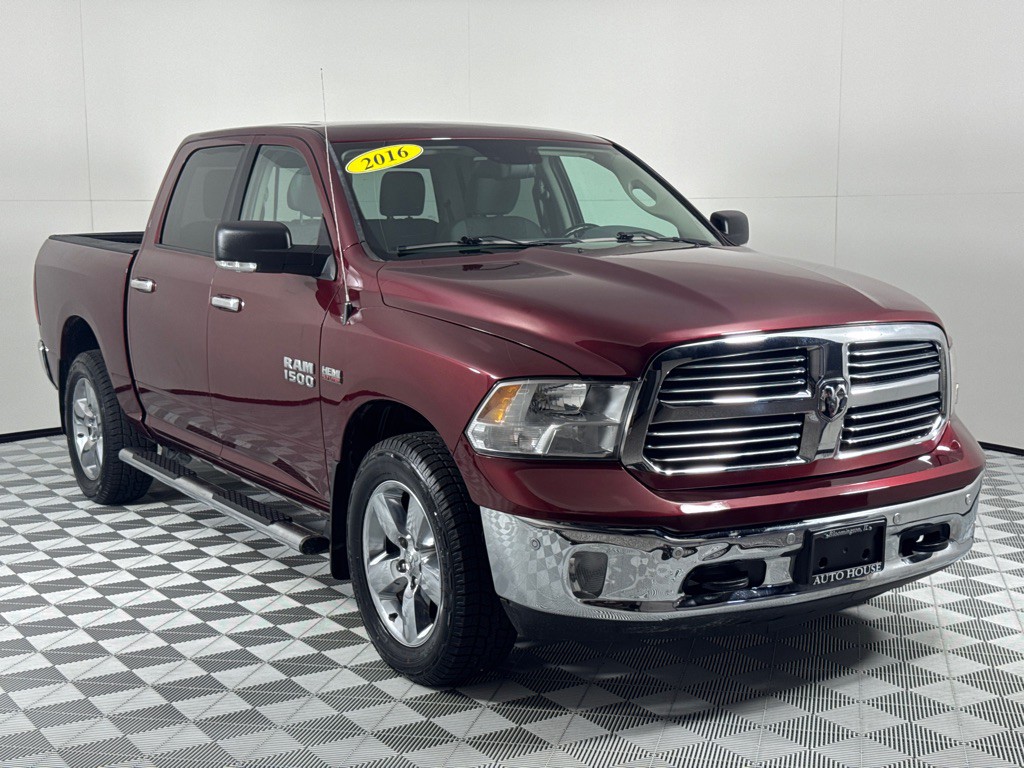 2016 RAM 1500 Image 3